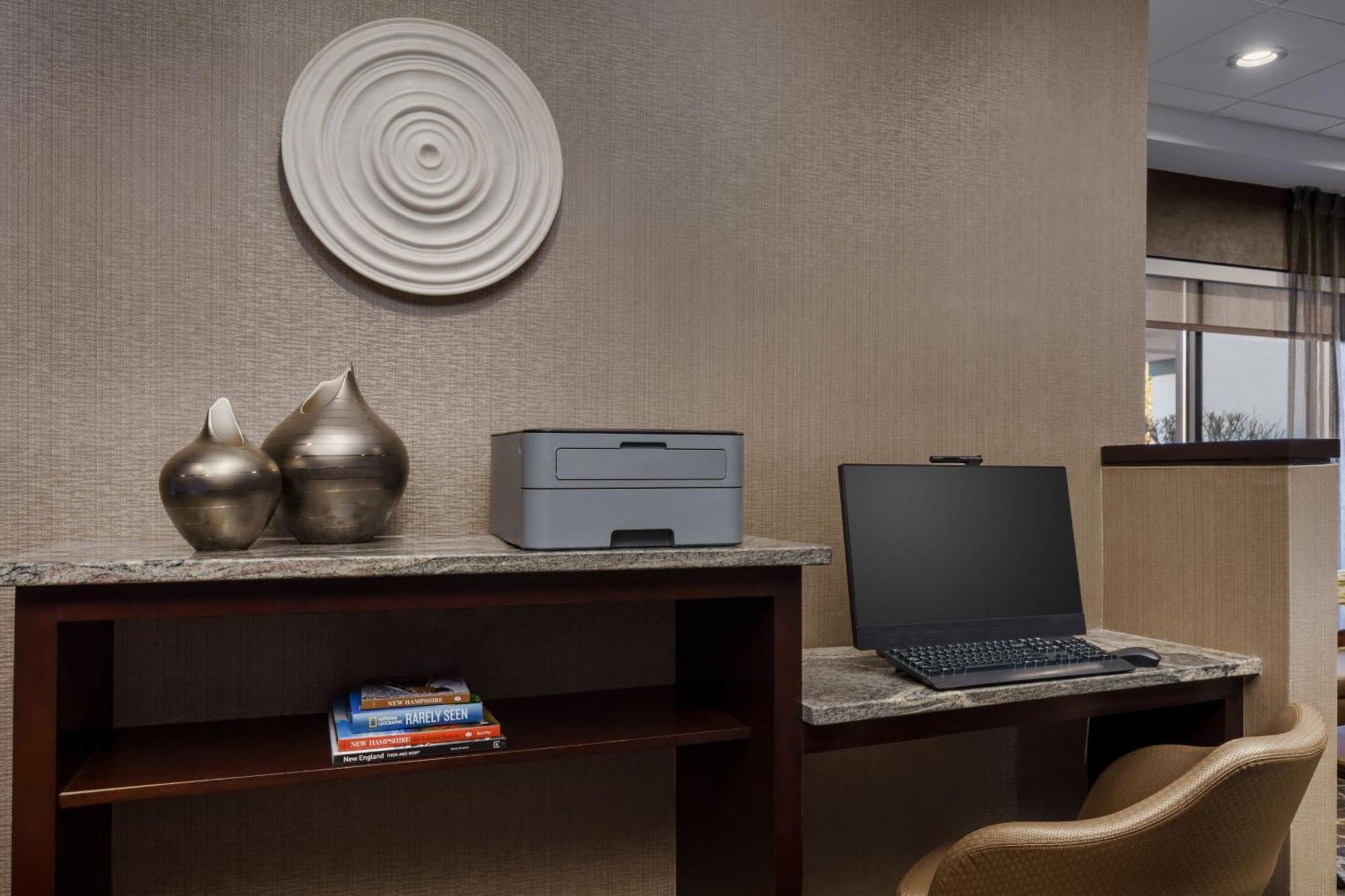 Springhill Suites Manchester-Boston Regional Airport Екстер'єр фото