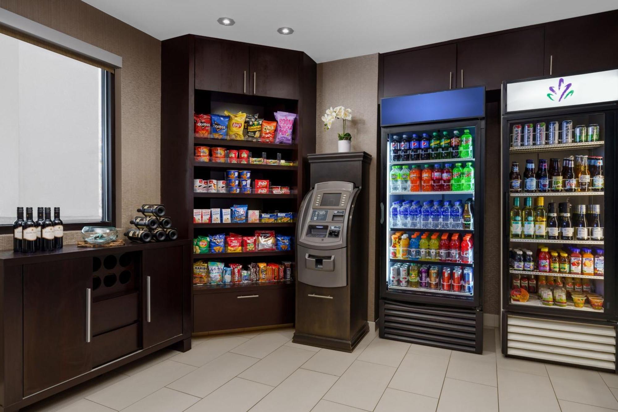 Springhill Suites Manchester-Boston Regional Airport Екстер'єр фото