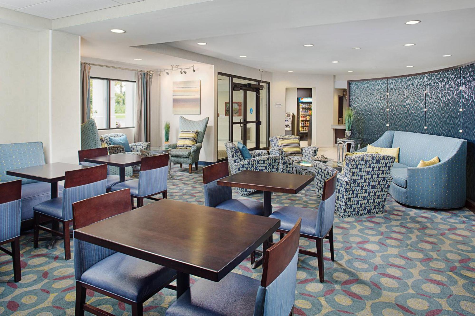 Springhill Suites Manchester-Boston Regional Airport Екстер'єр фото