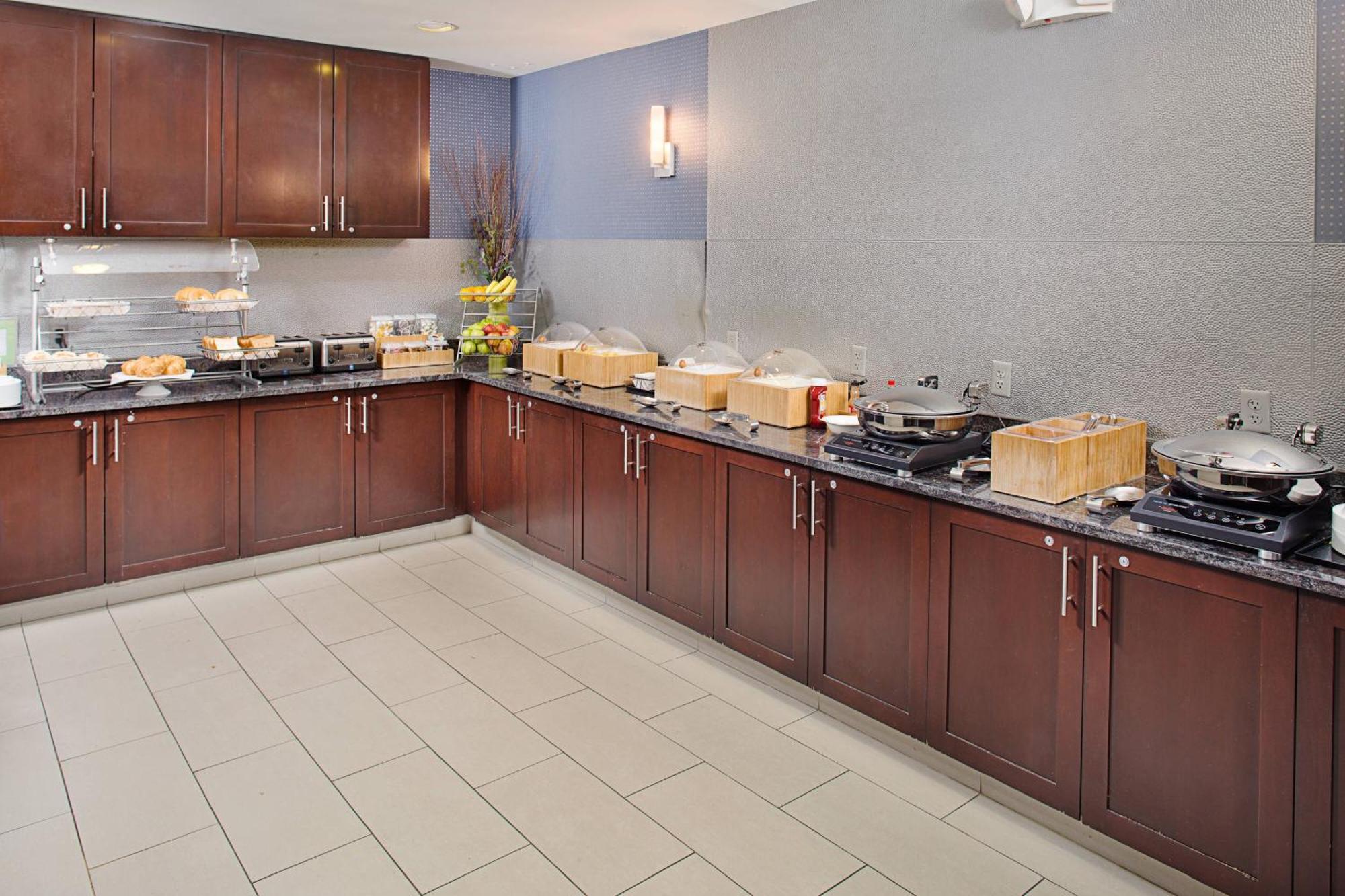 Springhill Suites Manchester-Boston Regional Airport Екстер'єр фото